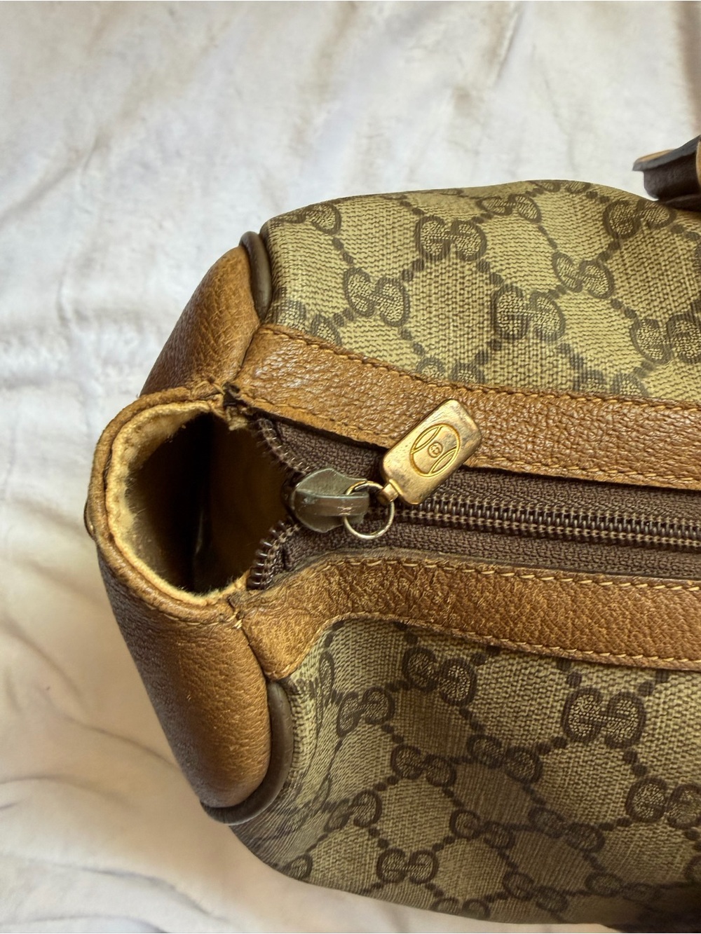 ๐ GG Supreme Duffle 40 Monogram Bag With Strap/Green-Red Web - Picture 16 of 16